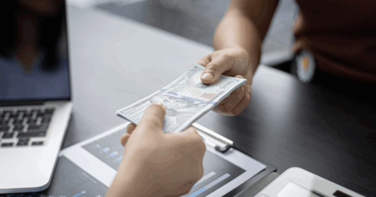 Licensed Money Lender in Singapore: A Comprehensive Guide